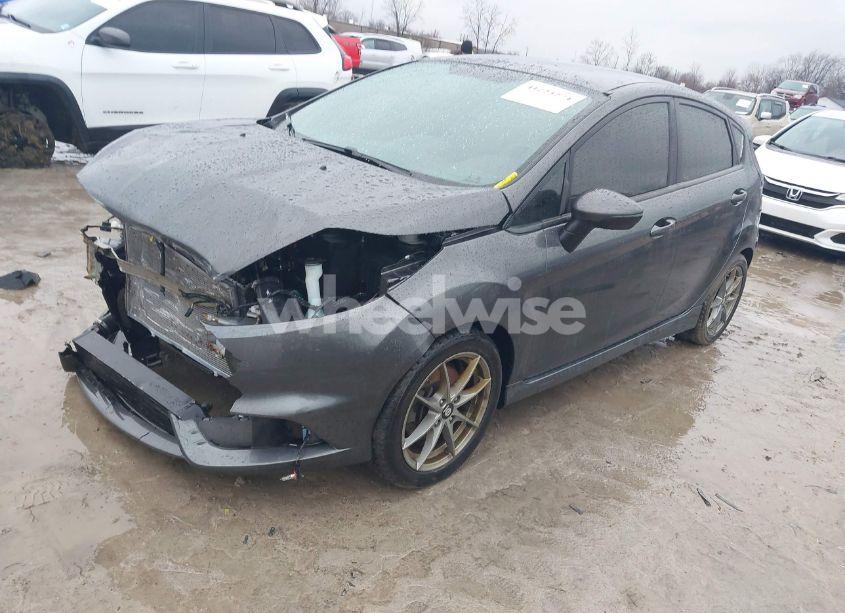 Photo 2 of 2016 Ford Fiesta ST (VIN 3FADP4GX3GM194835)