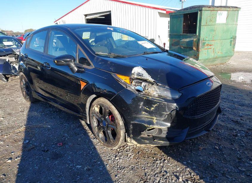2016 Ford Fiesta ST (VIN 3FADP4GX7GM206274) main photo
