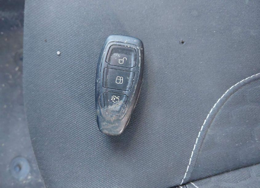 Photo 10 of 2016 Ford Fiesta ST (VIN 3FADP4GX7GM206274)