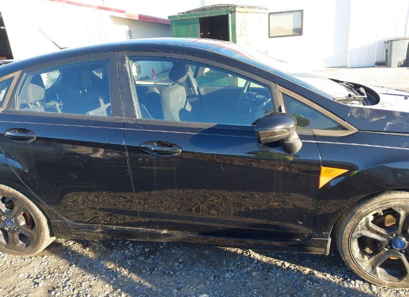 Photo 12 of 2016 Ford Fiesta ST (VIN 3FADP4GX7GM206274)
