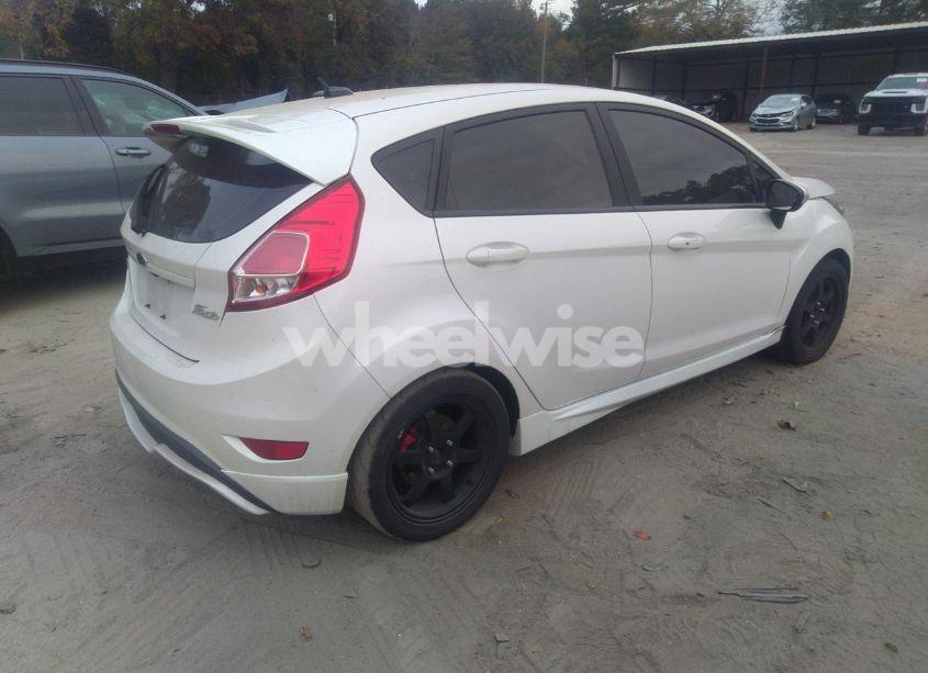 Photo 4 of 2019 Ford Fiesta ST (VIN 3FADP4GX7KM135182)