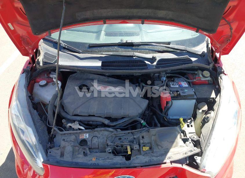 Photo 10 of 2015 Ford Fiesta ST (VIN 3FADP4GX8FM110927)