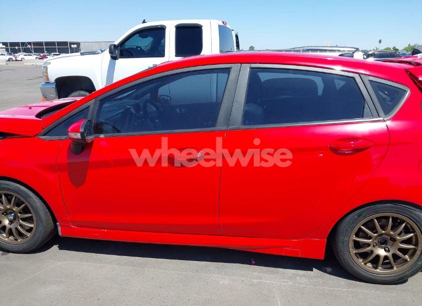 Photo 14 of 2015 Ford Fiesta ST (VIN 3FADP4GX8FM110927)