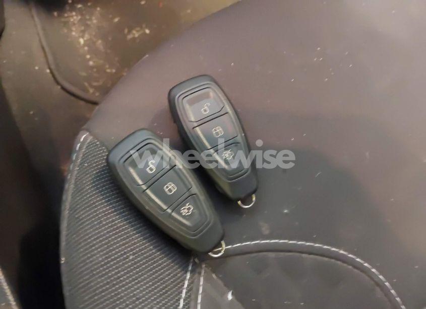 Photo 11 of 2017 Ford Fiesta ST (VIN 3FADP4GX8HM114964)