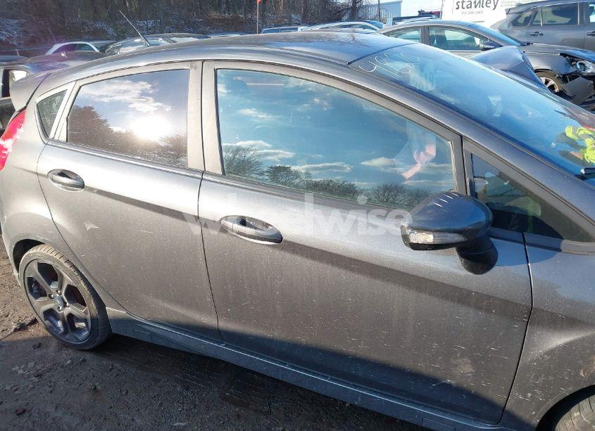 Photo 13 of 2019 Ford Fiesta ST (VIN 3FADP4GX9KM139959)