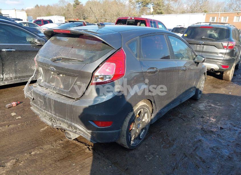 Photo 4 of 2019 Ford Fiesta ST (VIN 3FADP4GX9KM139959)