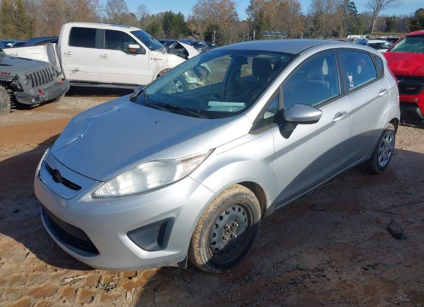 Photo 2 of 2013 Ford Fiesta S (VIN 3FADP4TJ0DM223303)