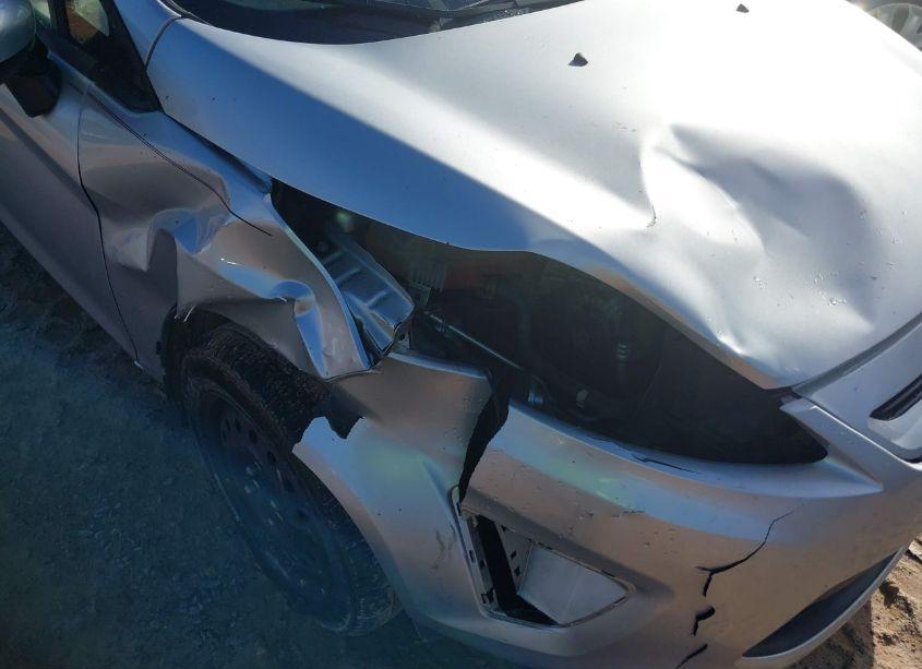 Photo 6 of 2013 Ford Fiesta S (VIN 3FADP4TJ0DM223303)
