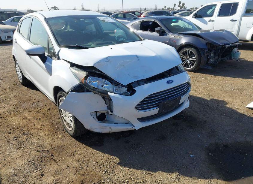 Photo 6 of 2014 Ford Fiesta S (VIN 3FADP4TJ0EM110940)