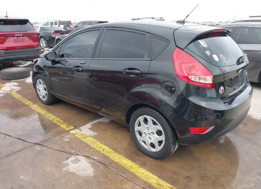 Photo 3 of 2013 Ford Fiesta S (VIN 3FADP4TJ1DM204873)