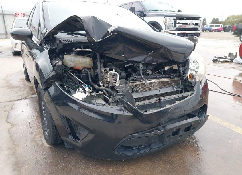 Photo 6 of 2013 Ford Fiesta S (VIN 3FADP4TJ1DM204873)