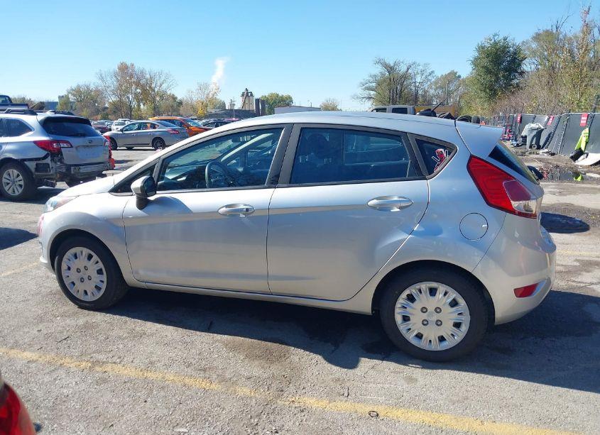 Photo 14 of 2015 Ford Fiesta S (VIN 3FADP4TJ1FM126680)