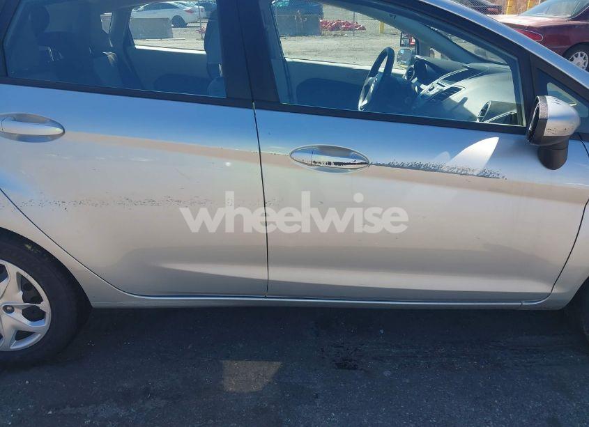 Photo 6 of 2013 Ford Fiesta S (VIN 3FADP4TJ3DM149441)