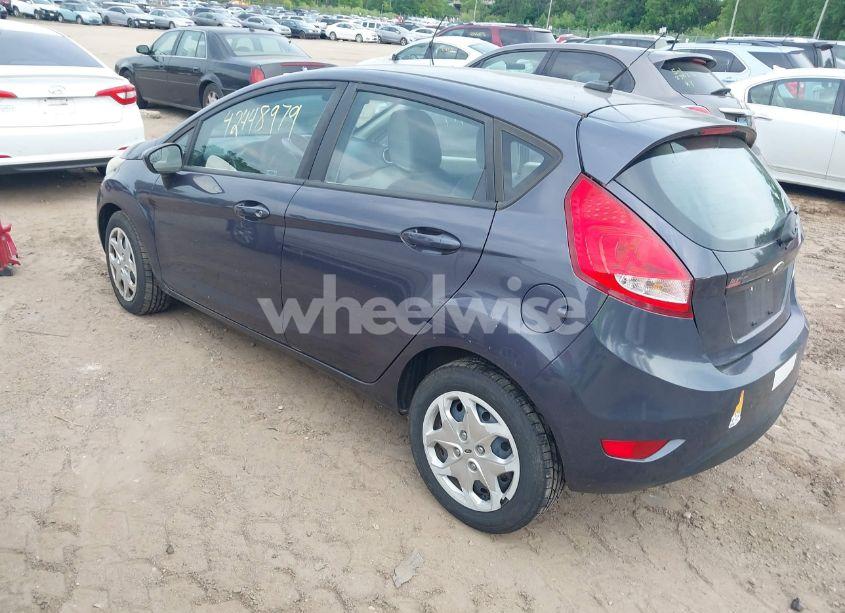 Photo 3 of 2013 Ford Fiesta S (VIN 3FADP4TJ3DM164974)