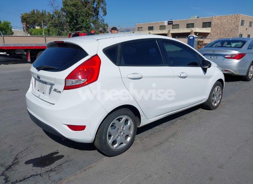 Photo 4 of 2013 Ford Fiesta S (VIN 3FADP4TJ3DM215650)