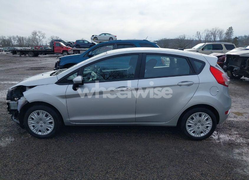 Photo 15 of 2015 Ford Fiesta S (VIN 3FADP4TJ3FM158112)
