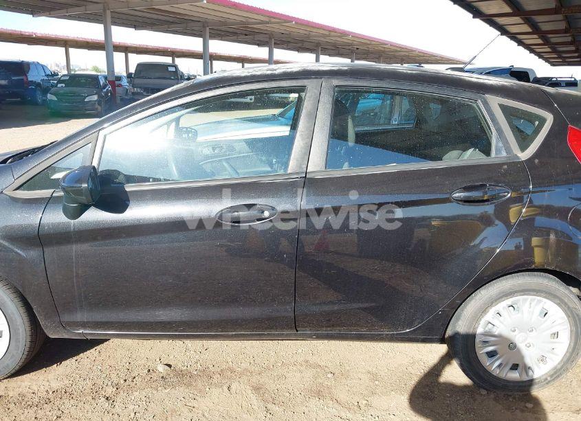 Photo 15 of 2015 Ford Fiesta S (VIN 3FADP4TJ5FM138864)