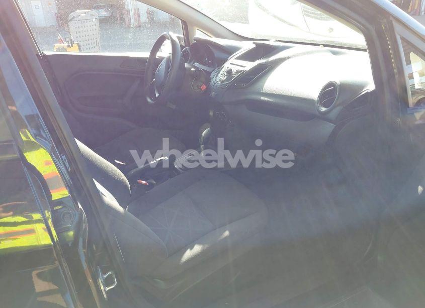 Photo 5 of 2015 Ford Fiesta S (VIN 3FADP4TJ5FM138864)