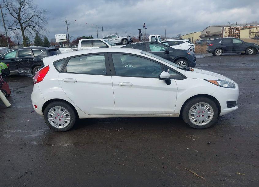 Photo 13 of 2016 Ford Fiesta S (VIN 3FADP4TJ5GM195325)