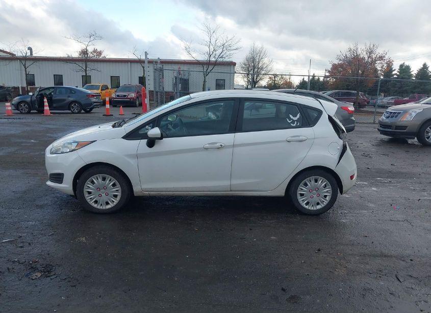 Photo 14 of 2016 Ford Fiesta S (VIN 3FADP4TJ5GM195325)