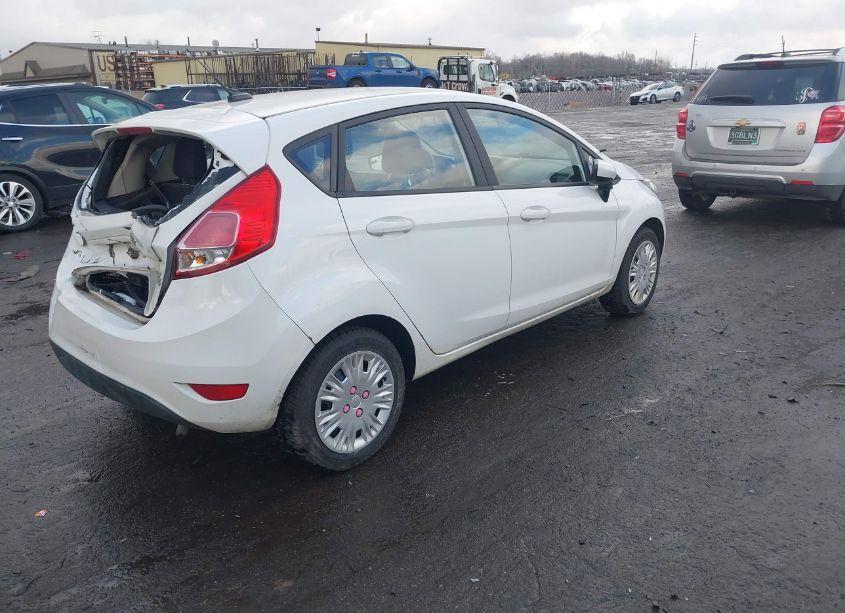 Photo 4 of 2016 Ford Fiesta S (VIN 3FADP4TJ5GM195325)