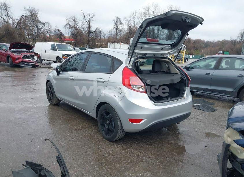 Photo 3 of 2015 Ford Fiesta S (VIN 3FADP4TJ6FM200420)