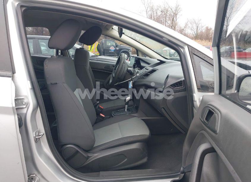 Photo 5 of 2015 Ford Fiesta S (VIN 3FADP4TJ6FM200420)