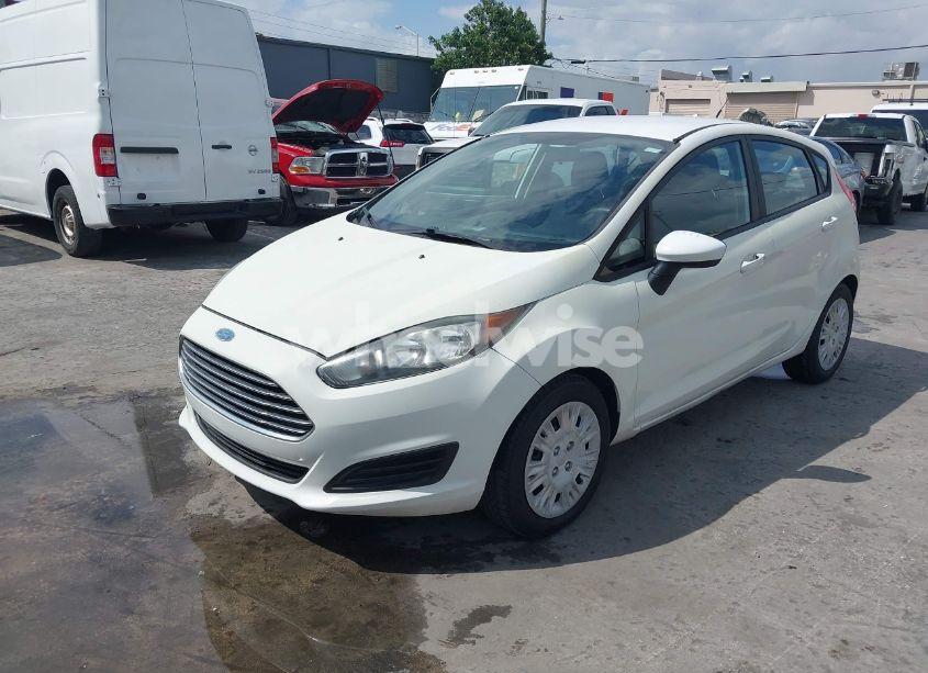 Photo 2 of 2016 Ford Fiesta S (VIN 3FADP4TJ6GM171194)