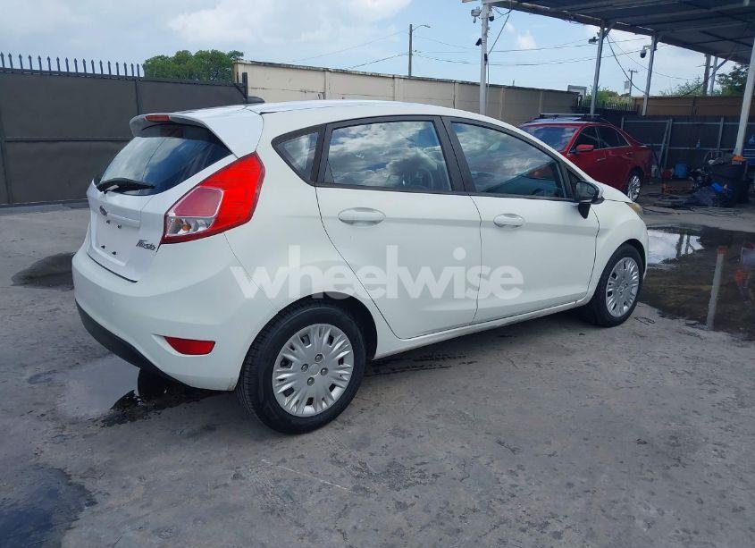 Photo 4 of 2016 Ford Fiesta S (VIN 3FADP4TJ6GM171194)