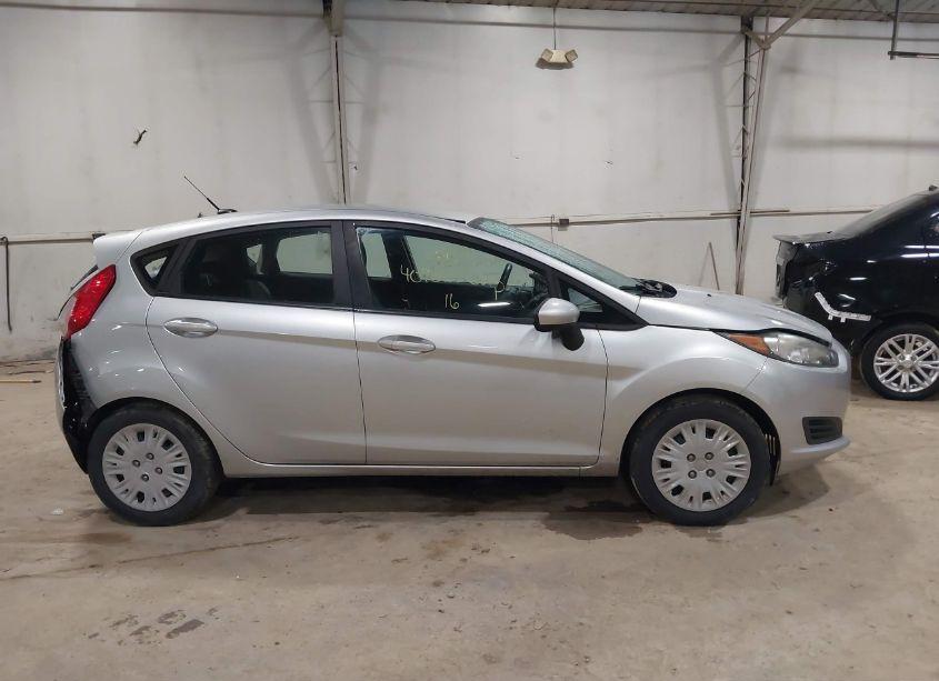 Photo 13 of 2016 Ford Fiesta S (VIN 3FADP4TJ6GM185662)