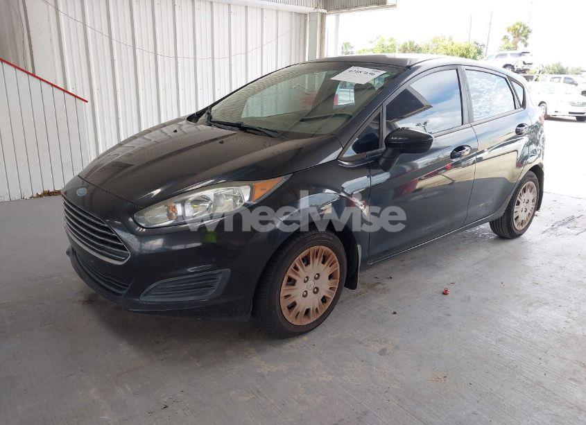 Photo 2 of 2014 Ford Fiesta S (VIN 3FADP4TJ7EM101992)