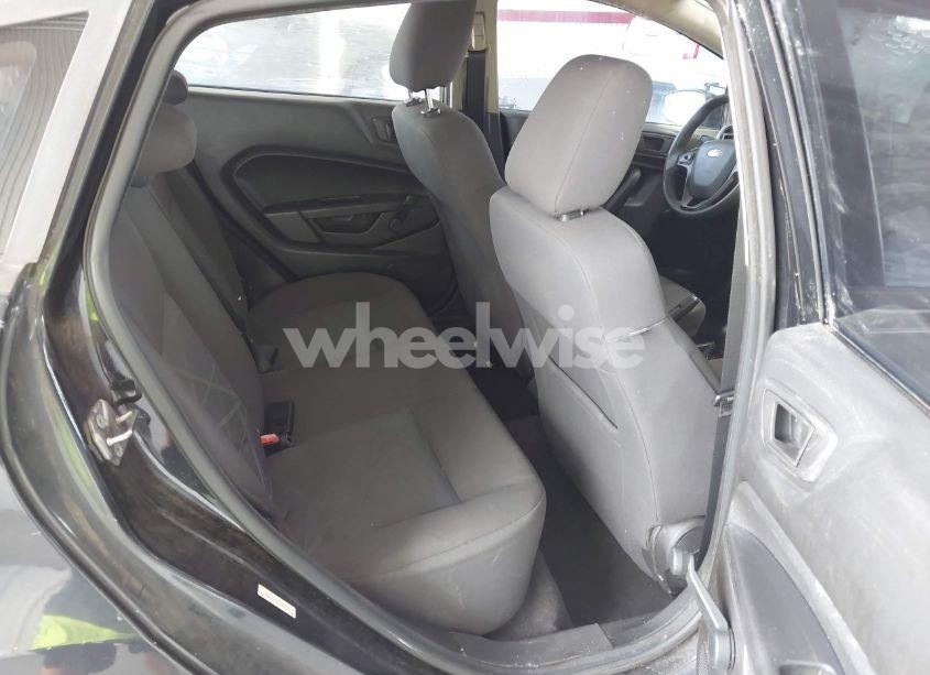 Photo 8 of 2014 Ford Fiesta S (VIN 3FADP4TJ7EM101992)