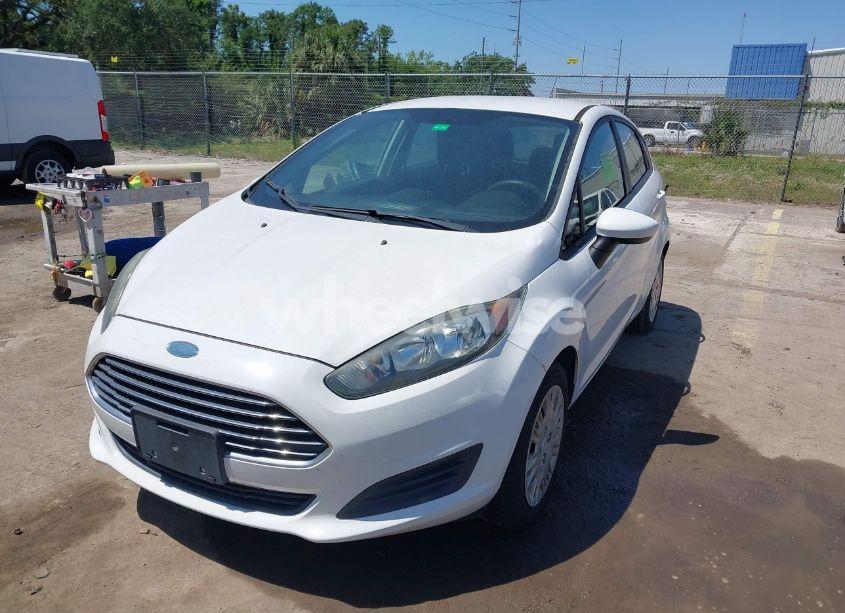 Photo 2 of 2014 Ford Fiesta S (VIN 3FADP4TJ7EM174781)