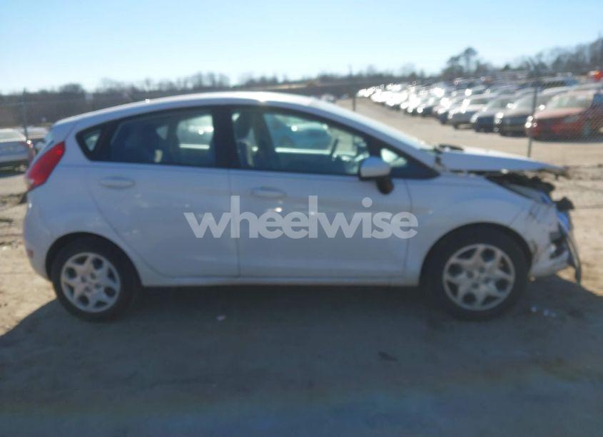 Photo 13 of 2013 Ford Fiesta S (VIN 3FADP4TJ8DM206765)