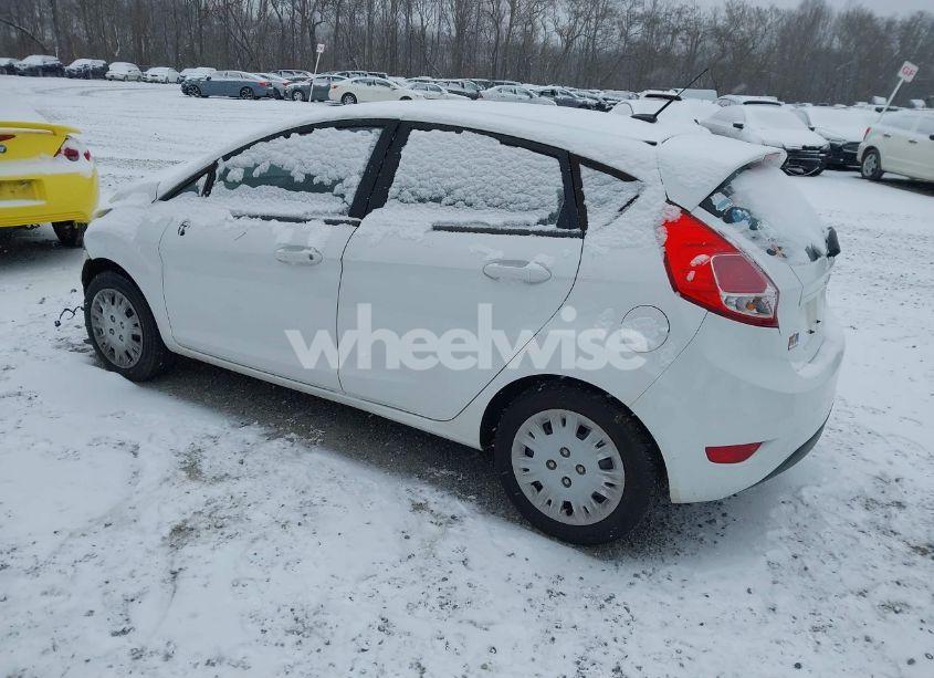 Photo 3 of 2016 Ford Fiesta S (VIN 3FADP4TJ8GM171679)