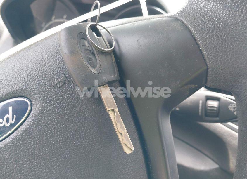 Photo 11 of 2014 Ford Fiesta S (VIN 3FADP4TJ9EM106241)