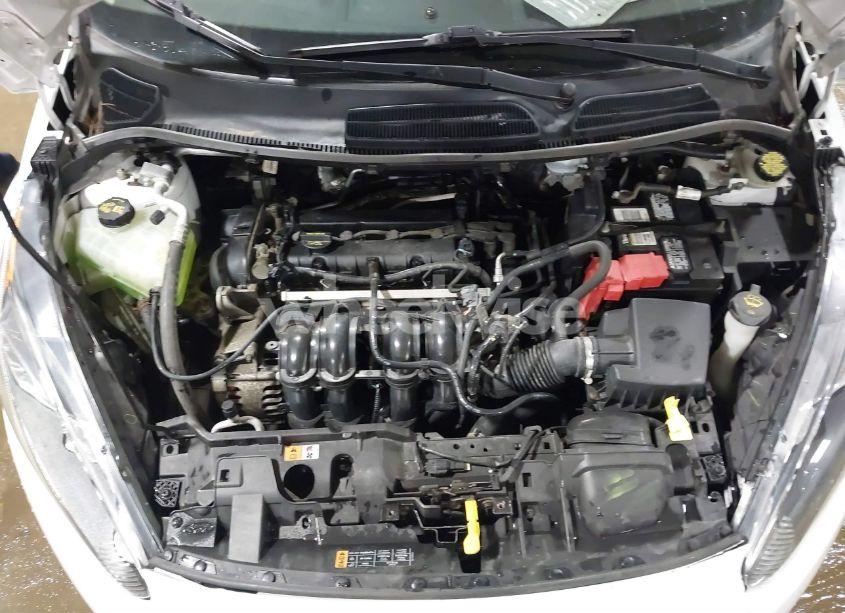 Photo 10 of 2014 Ford Fiesta S (VIN 3FADP4TJXEM199819)