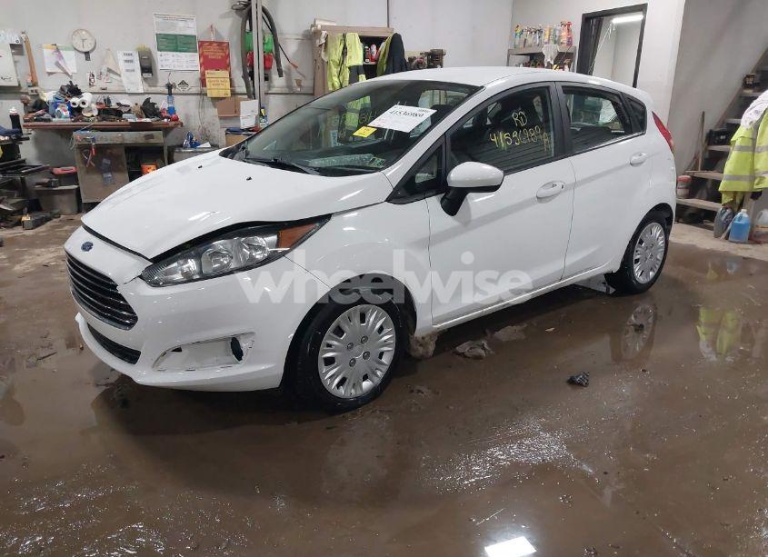 Photo 2 of 2014 Ford Fiesta S (VIN 3FADP4TJXEM199819)
