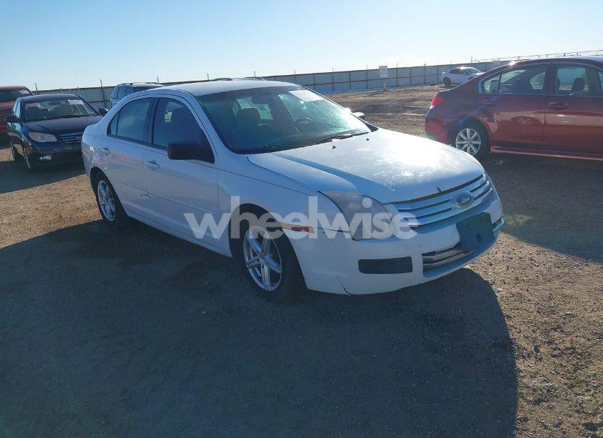 2006 Ford Fusion S (VIN 3FAFP06Z36R153711) main photo