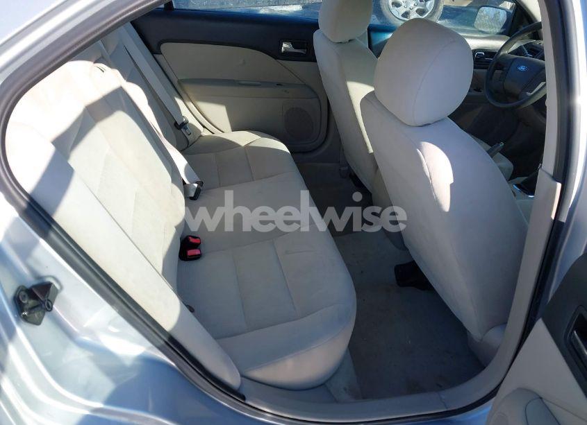 Photo 8 of 2006 Ford Fusion S (VIN 3FAFP06Z56R250456)