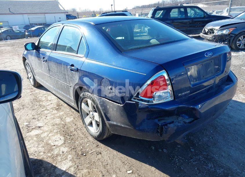 Photo 3 of 2006 Ford Fusion SE (VIN 3FAFP07116R142182)