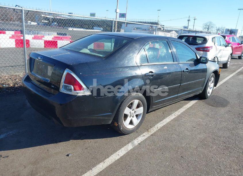 Photo 4 of 2006 Ford Fusion SE (VIN 3FAFP07146R239103)