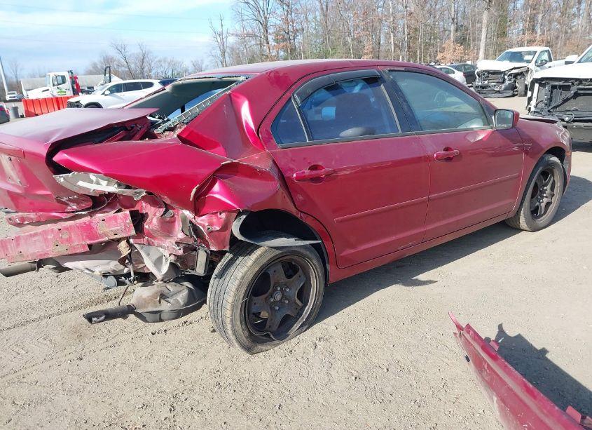 Photo 4 of 2006 Ford Fusion SE (VIN 3FAFP07176R193427)