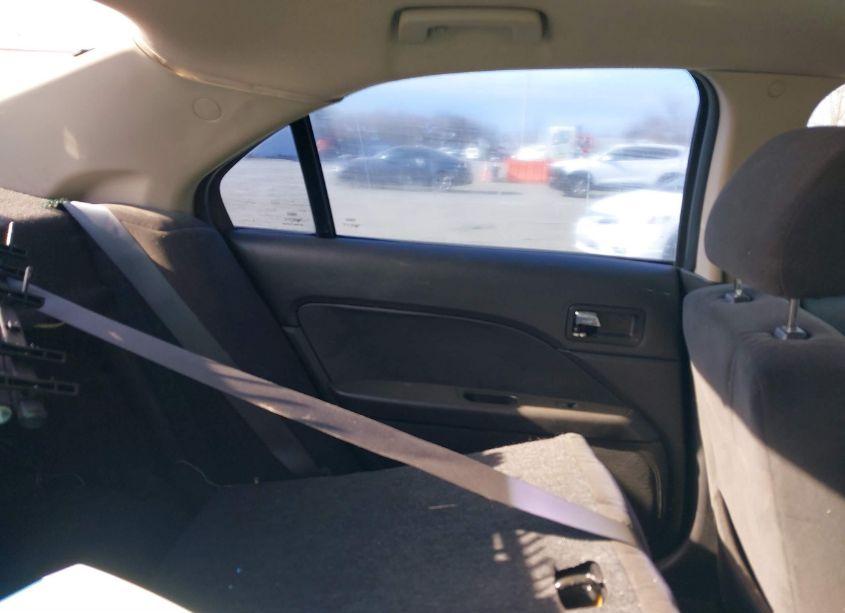 Photo 8 of 2006 Ford Fusion SE (VIN 3FAFP07176R193427)