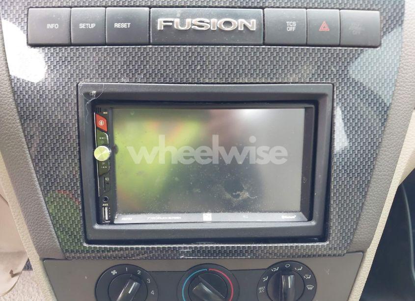 Photo 12 of 2006 Ford Fusion SE (VIN 3FAFP07186R113598)