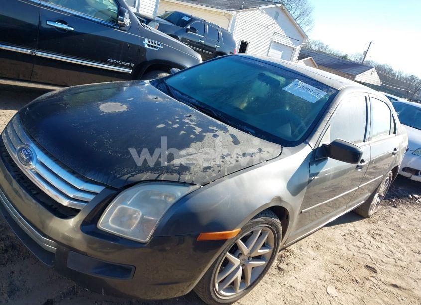 Photo 2 of 2006 Ford Fusion SE (VIN 3FAFP07186R113598)