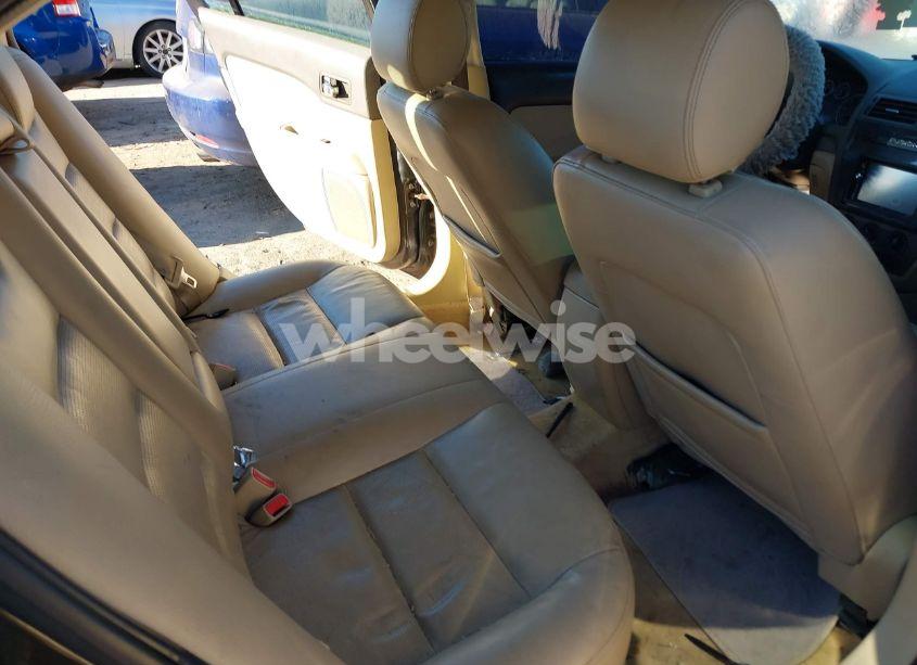 Photo 8 of 2006 Ford Fusion SE (VIN 3FAFP07186R113598)