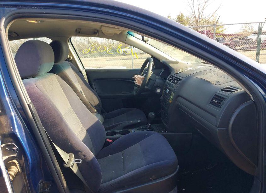 Photo 5 of 2006 Ford Fusion SE (VIN 3FAFP07Z06R220912)