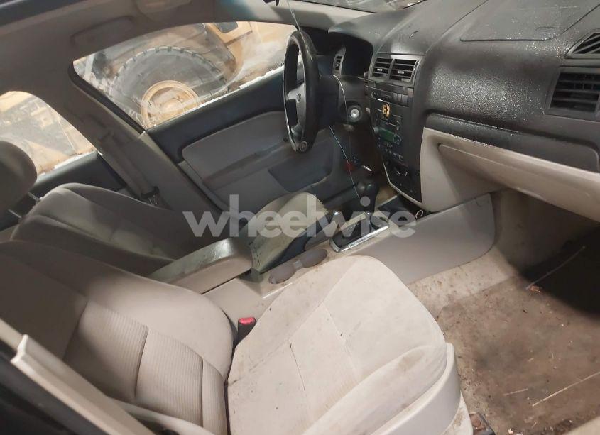 Photo 5 of 2006 Ford Fusion SE (VIN 3FAFP07Z16R126523)