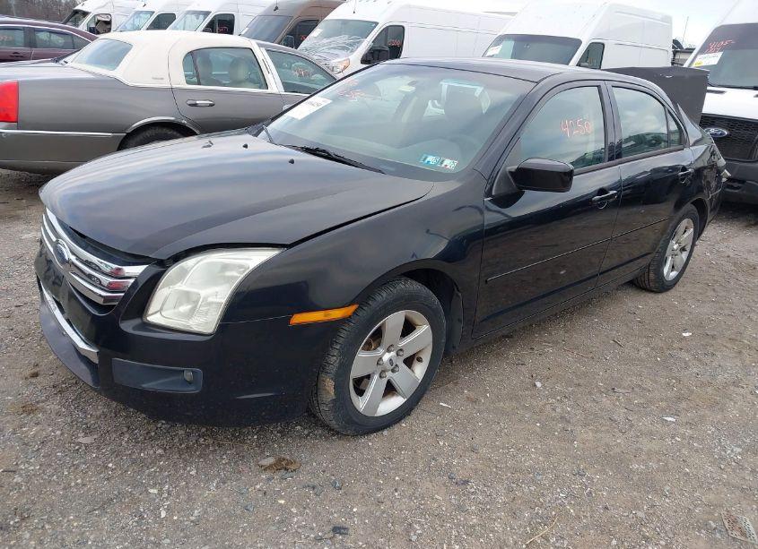 Photo 2 of 2006 Ford Fusion SE (VIN 3FAFP07Z86R186167)